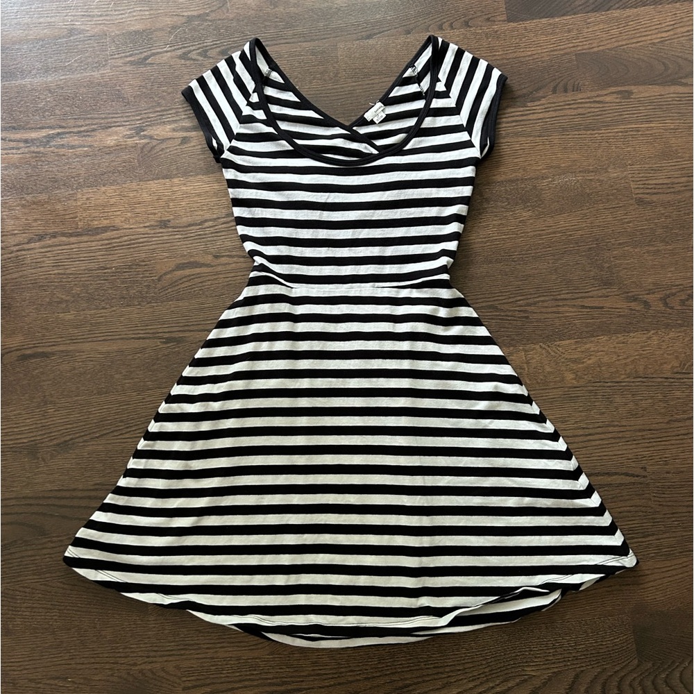 Garage dress